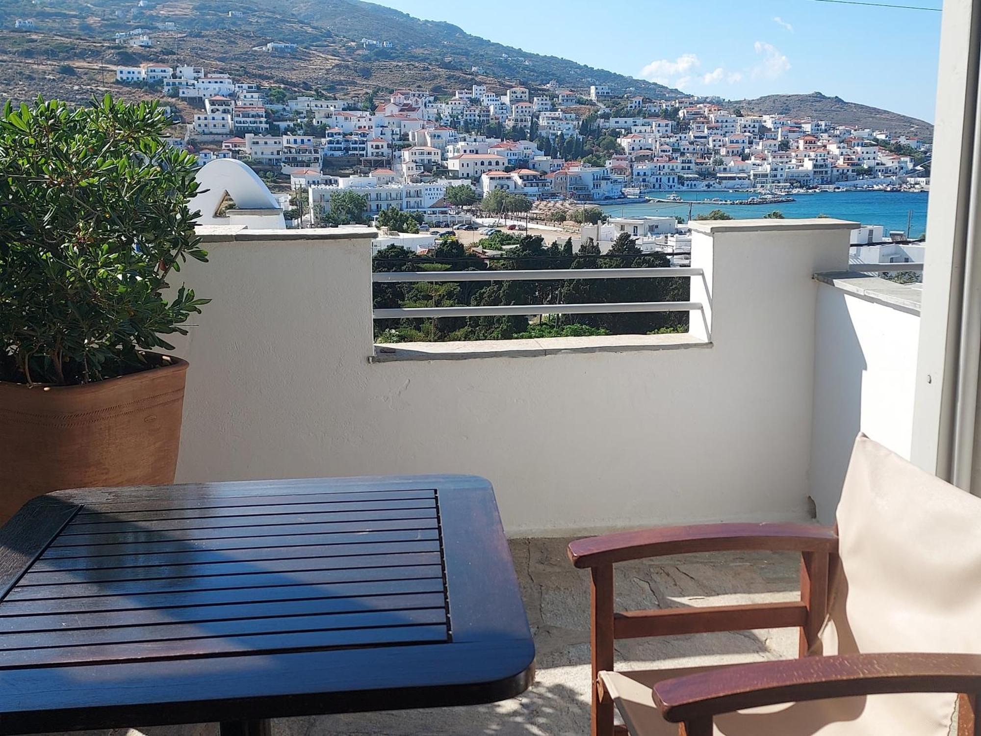 Villa Arni Andros - Βίλα Αρνη Batsíon Rum bild
