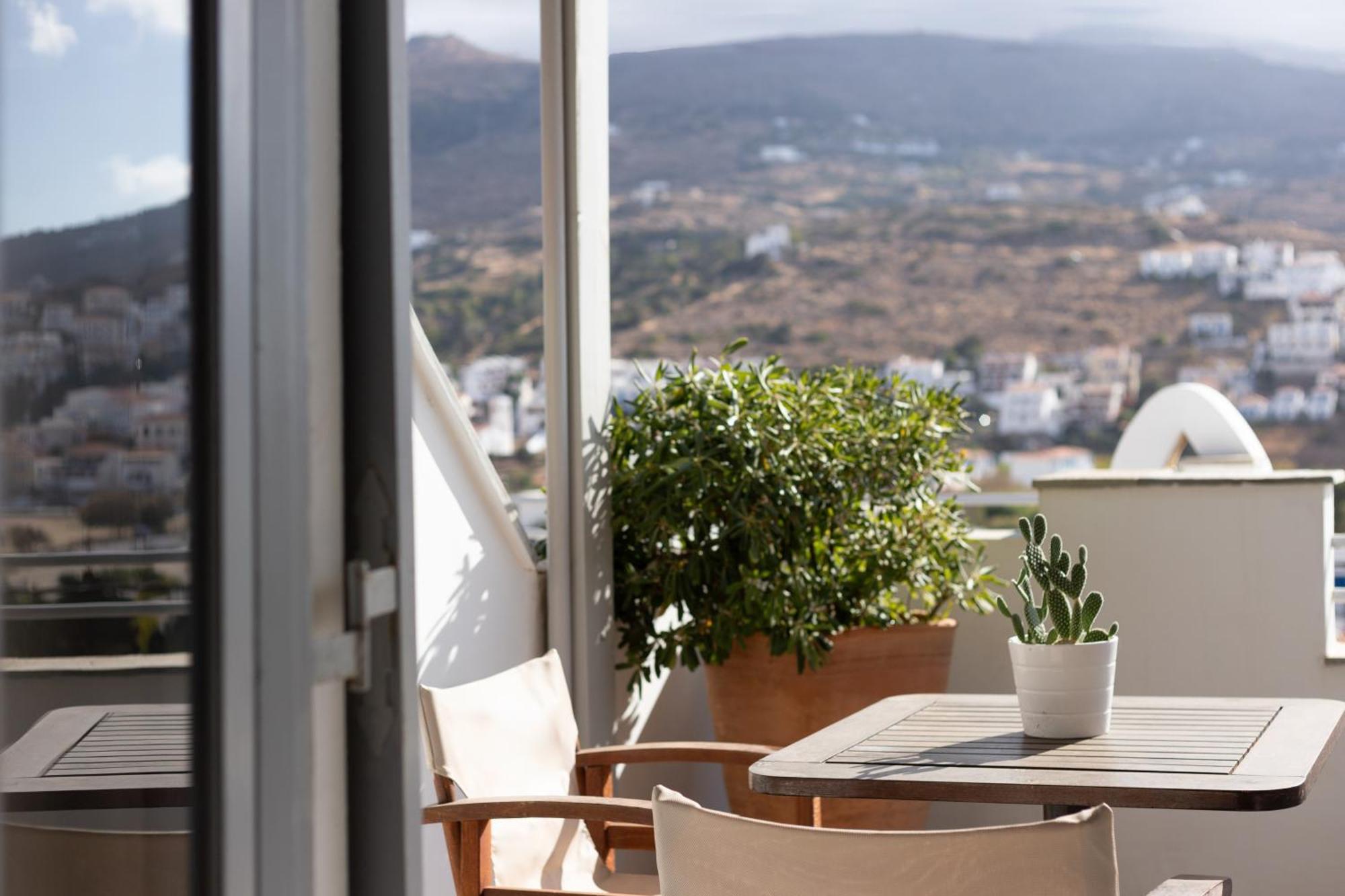 Villa Arni Andros - Βίλα Αρνη Batsíon Rum bild